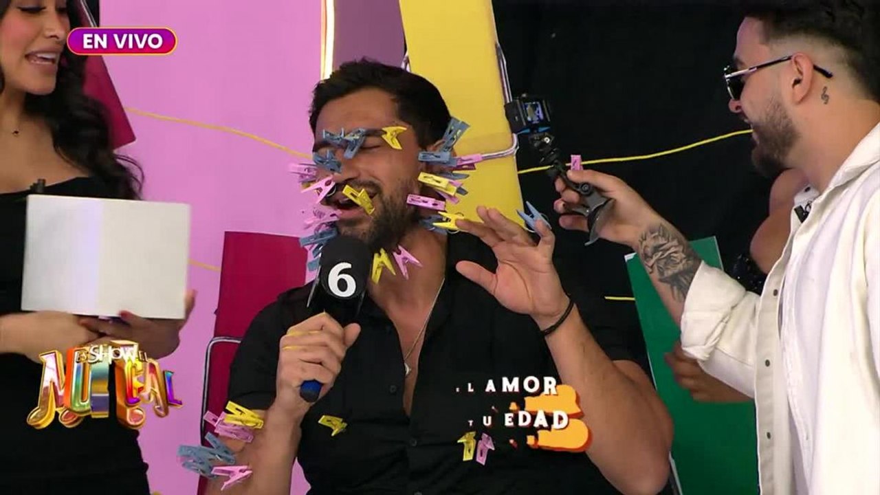 Llenan de pinzas a Felipe
