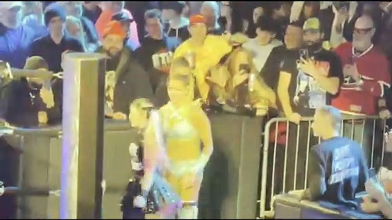 Charlotte Flair, Alexa Bliss vs Nia Jax, Lash Legend vs Giulia & Kiana James - WWE Smackdown 1/23/26