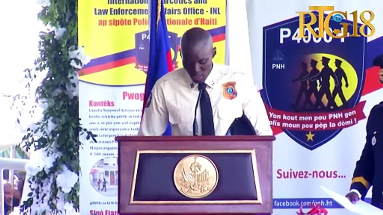 Lekòl Nasyonal Polis la gradye 35èm pwomosyon PNH la ki gen ladann 877 polisye