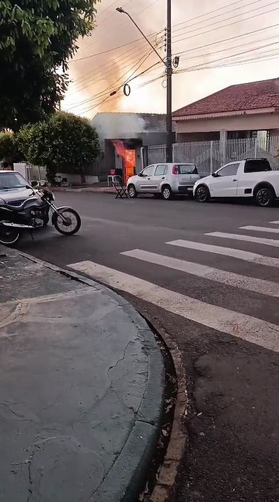 Incêndio em pizzaria de Iporã mobiliza Defesa Civil, Corpo de Bombeiros e PM