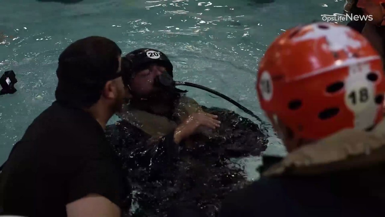 Drowning or Escaping? Marine Underwater Survival Challenge