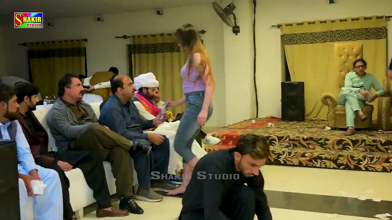 Chati Ich Pher Madhani Kut Kut Pi Jani , Titlee Jaan Mujra Dance , New Mujra Song , Classic Studio