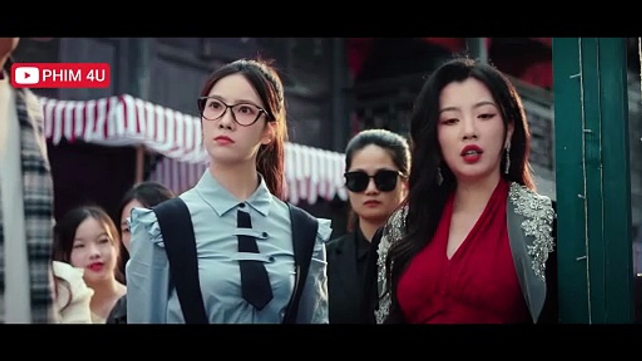 Anh Chàng Ngốc Không Ngờ Lại Là 1 Thiên Tài, Trong Nghành Giám Định Đá Qúy Khiến Cả Khu Phố Kinh Ngạc