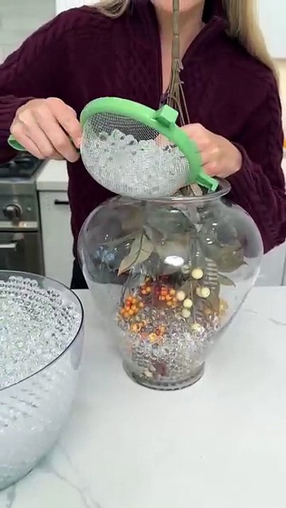 Orbeez transform centerpiece