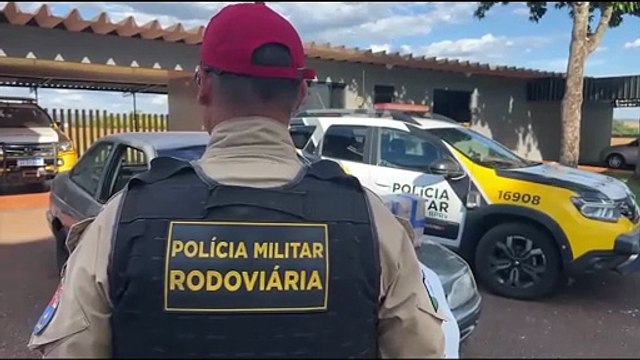 Homem dirigindo Escort com placas de Cascavel é flagrado com 30 quilos de maconha em Diamante D'Oeste