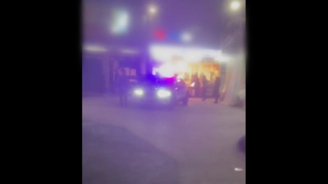[단독] 술 마시다 다툼...흉기·가스총 난동 남성 2명 체포 / YTN
