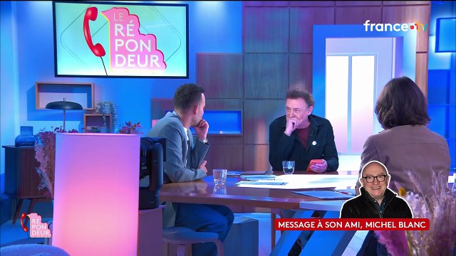 Jean-Paul Rouve ému aux larmes en lisant un message bouleversant destiné à Michel Blanc dans “C à vous”