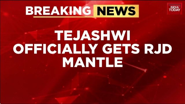 Lalu Prasad Yadav Names Tejashwi Yadav As RJD Working President Amid Family Rift | Bihar Politics