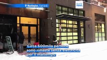 Stati Uniti, 600mila persone rimangono senza elettricità per la tempesta invernale