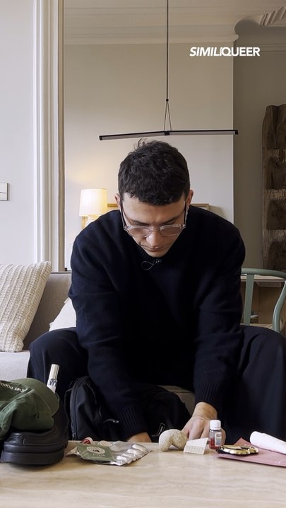 Louis Cattelat, aka la dame du CDI, partage avec nous ses lectures du moment dans son “What’s in my bag” 📚