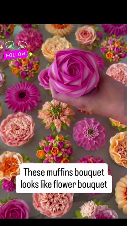 These Cupcakes Look Like Real Flowers | Floral Cupcake Art with Big Business Potential handmadebusiness creativebusinessideas foodart luxurydesserts cupcakedesign smallbusinessideas craftly viralfood dessertinspiration bakingbusiness