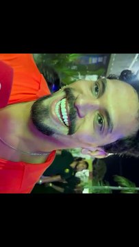 Ex-BBB Vinícius Nascimento revela bastidores do reality e aposta em música do Carnaval; assista
