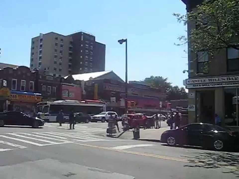 B46 bus at Utica Avenue and Saint John's Place - video Dailymotion