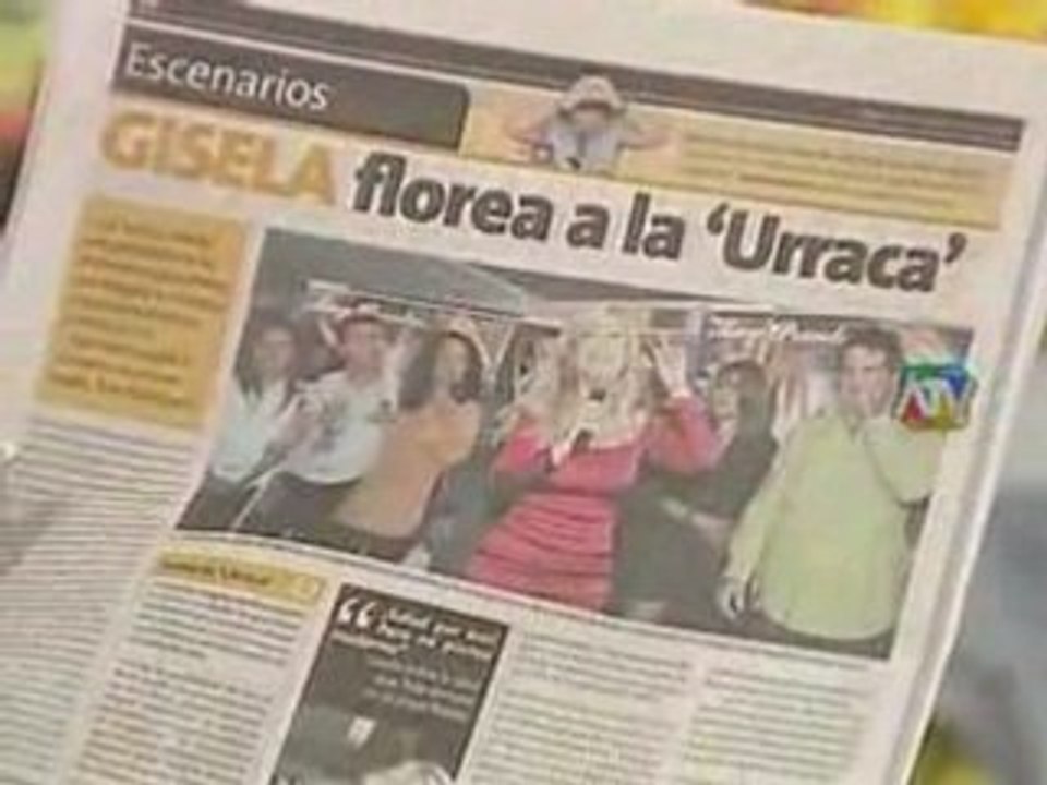 Magaly brinda por Gisela p1 (Magaly Teve 21-05-2008)