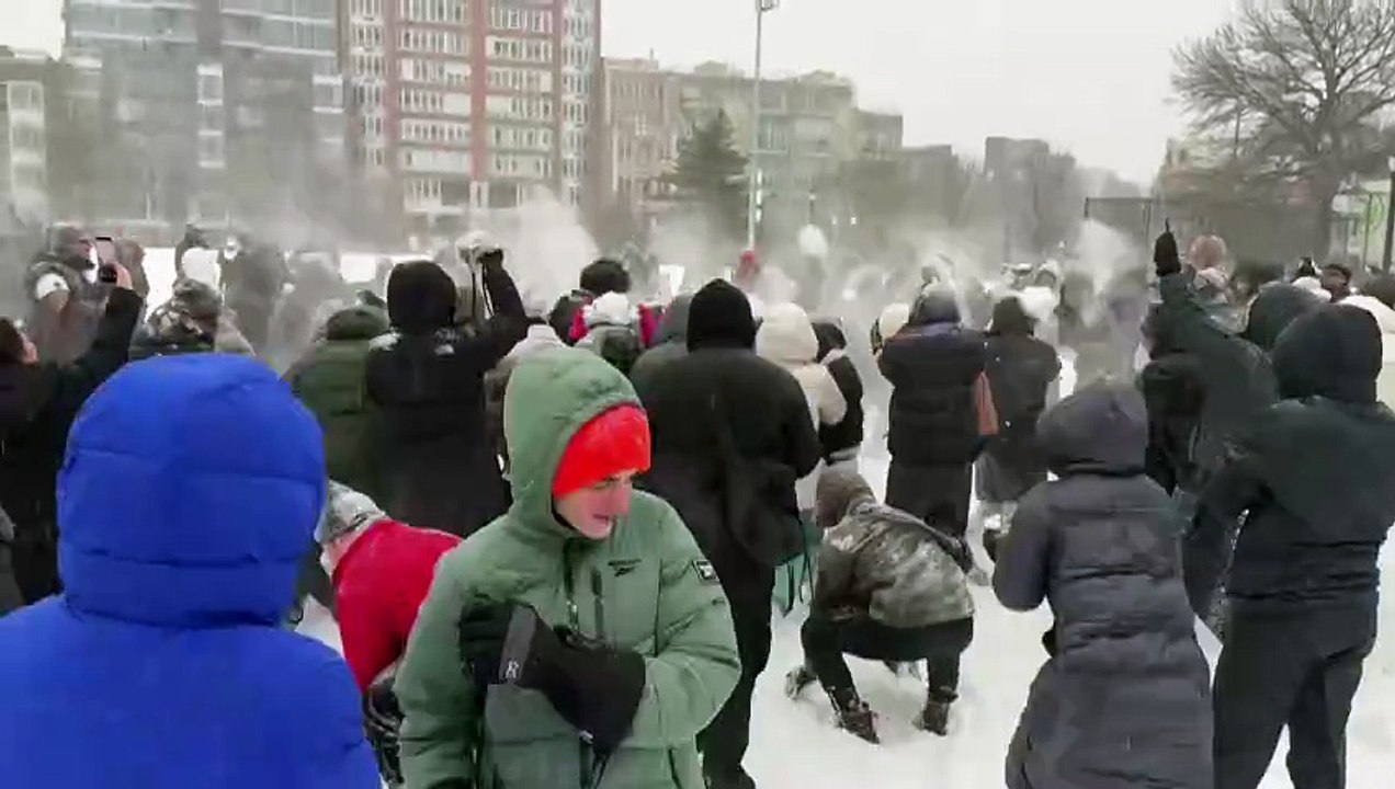 New Yorkers revel in snowball fight amid major winter storm