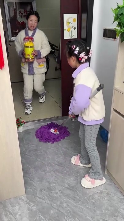 cleaning shoes technalogi