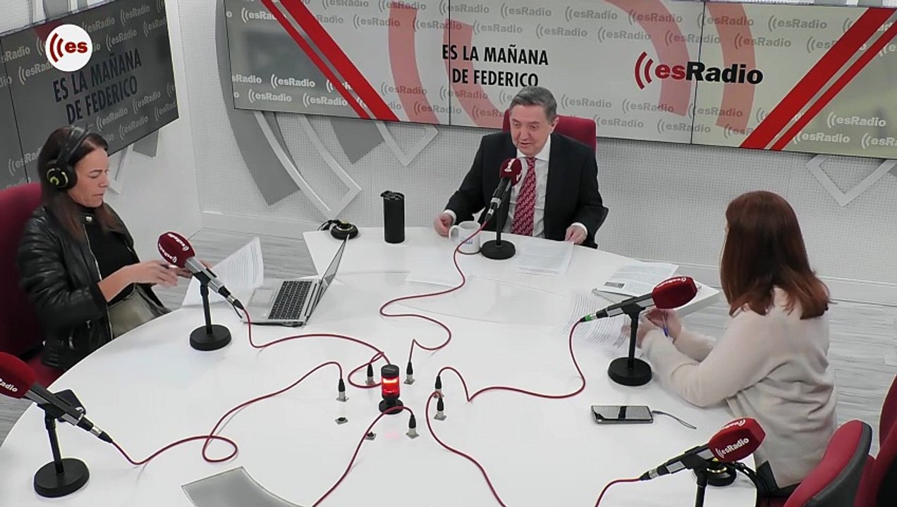 Federico a las 7: El País, como en el 11-M, se inventa pruebas del choque de Adamuz