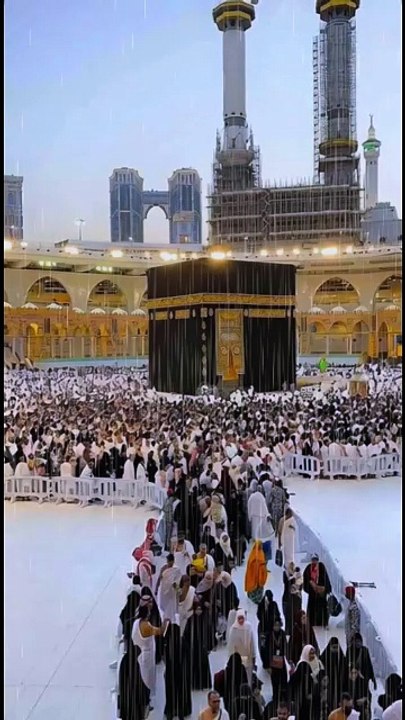 Raining in Kaaba| heavy raining in Kaaba during azan