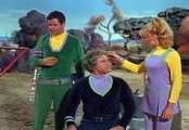 Perdidos no Espaço (1965) – Episódio 68: Colisão de Planetas – Temporada 3