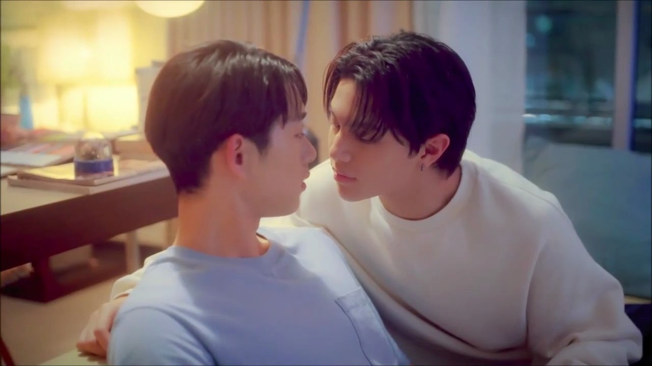 BL Smoochy Kiss 💋🤭 Thamepo the series