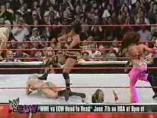 Beth Pheonix & Torrie Wilson (with Trish Stratus) Vs. Candic