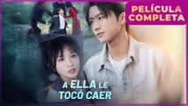 A Ella Le Tocó Caer en Español