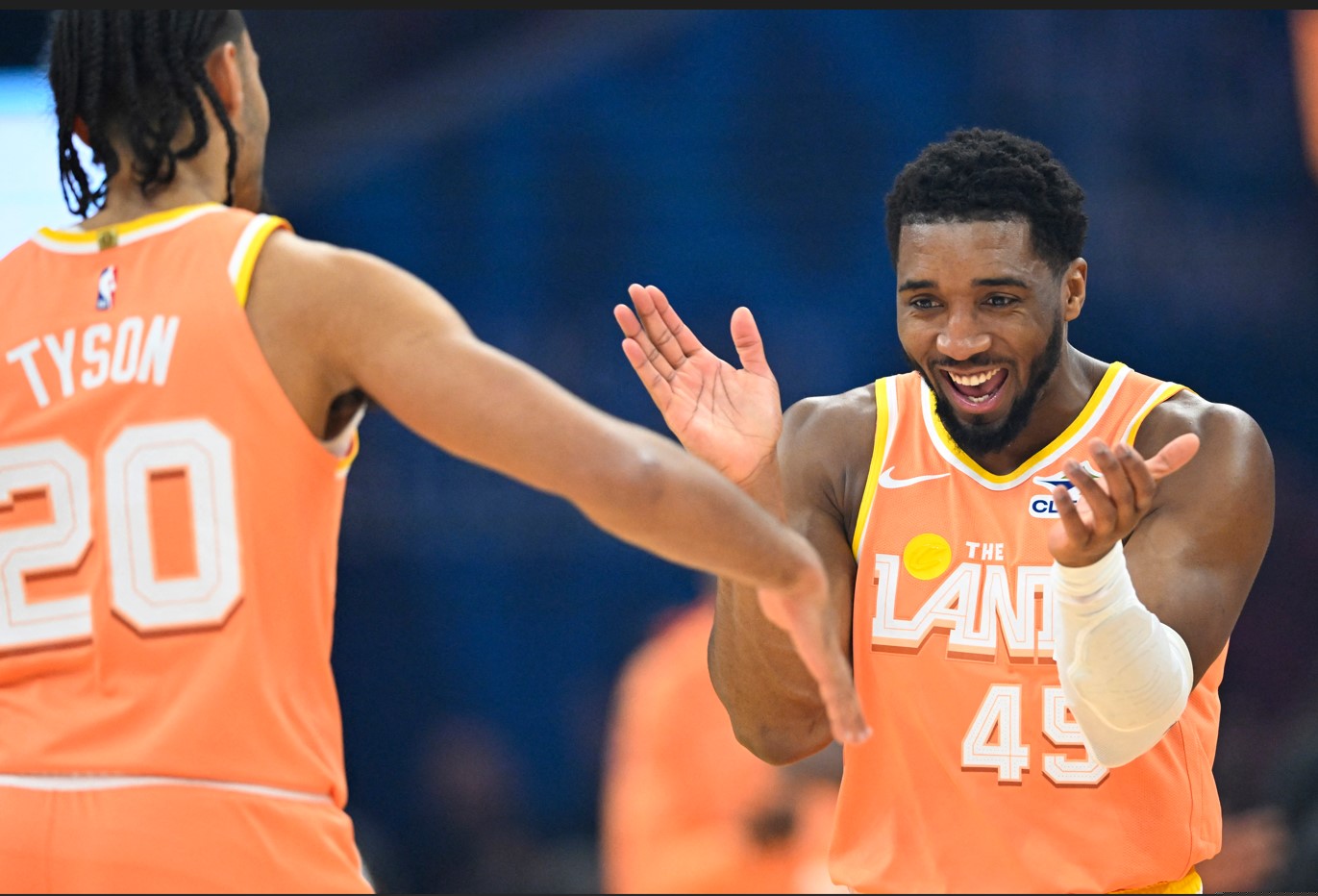 NBA : Mitchell remporte son duel face à Banchero en faveur des Cavs