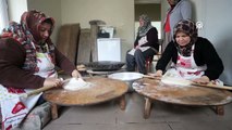 Bursalı kadınlar geleneksel ürünleri gelire dönüştürdü