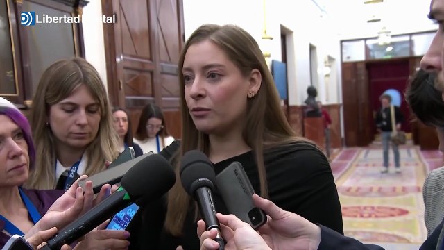 Ester Muñoz rechaza de pleno la propuesta del PSOE de nacionalizar medio millón de inmigrantes irregulares