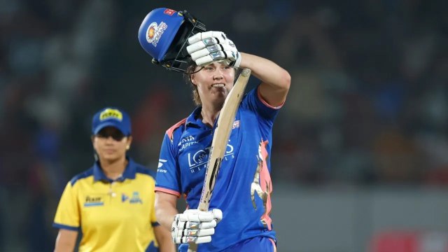 Nat Sciver-Brunt ने रचा इतिहास, WPL में सेंचुरी लगाने वाली बनीं पहली खिलाड़ी