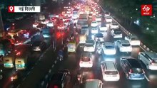दिल्ली में बारिश के बाद लगा भयंकर जाम, सड़क पर रेंग रही गाड़ियां