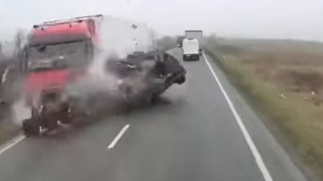 Tragedia in Romania: incidente stradale, sette tifosi del Paok morti durante la trasferta verso Lione