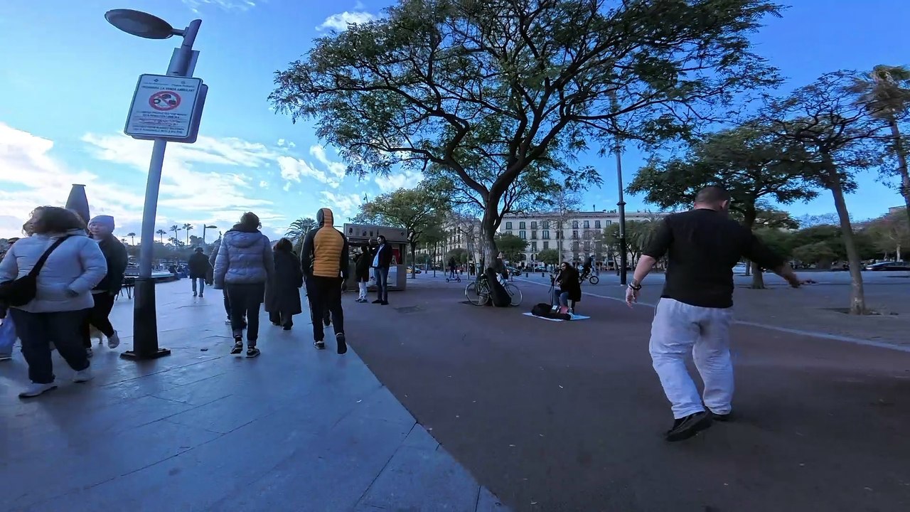 Barcelona Street Exploration