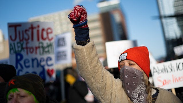 Manifestations, appel au sursaut : l'Amérique scandalisée après l'assassinat d'Alex Pretti