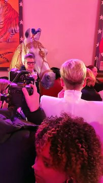 Adriana Karembeu - Arrivées au défilé Stéphane Rolland, au Cirque d’Hiver Bouglione, en marge de la Fashion Week Haute Couture à Paris, France, le 27 janvier 2026 Yoann Ouahcene / Bestimage