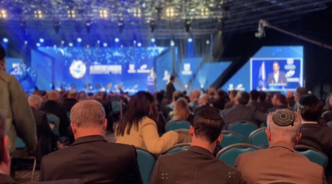 Líderes de la ultraderecha española y brasileña participan en Israel en la Conferencia contra el Antisemitismo