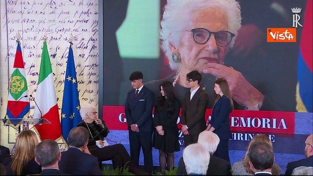 La studentessa a Liliana Segre: Ad Auschwitz mi hanno colpito le trecce tagliate alle ragazze