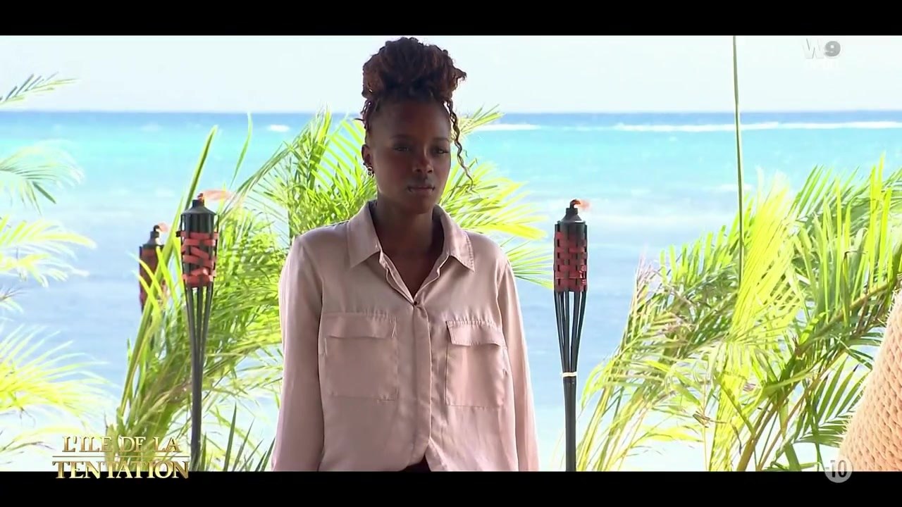 L'île de la tentation : Nelly demande une confrontation après avoir vu des images de Diego au lit avec une tentatrice