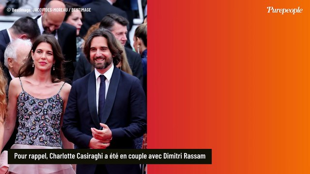 Retrouvailles entre Carole Bouquet et son ex-belle-fille Charlotte Casiraghi au défilé Chanel, un duo entouré de Vanessa Paradis et d'un célèbre rappeur