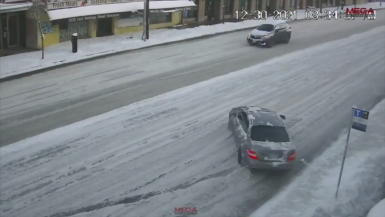 VAN CROSSES MEDIAN AND CAUSES FATAL CRASH - JAN 27, 2026