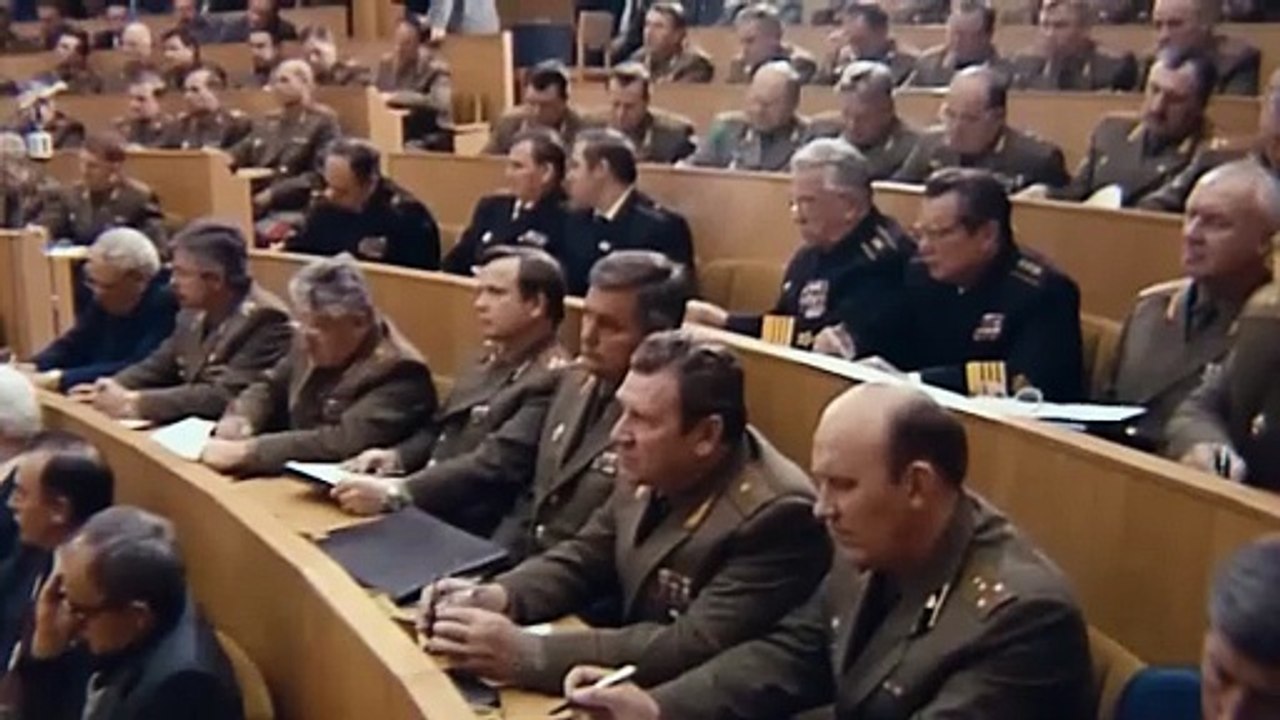 «Хватит, навоевались» — Александр Лебедь