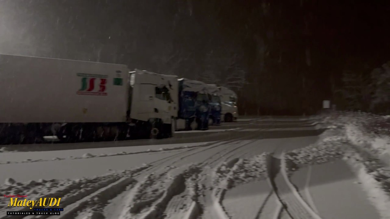 Nieve extrema en Alemania , Accidentes y Caos Total en Carretera