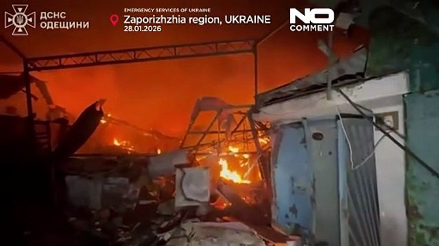 A Odessa, droni russi nella notte colpiscono case e danneggiano un monastero