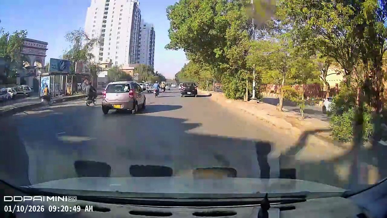 Shahra-e-Faisal, Drigh Road Flyover To Baloch Colony Flyover Via National Stadium Rd