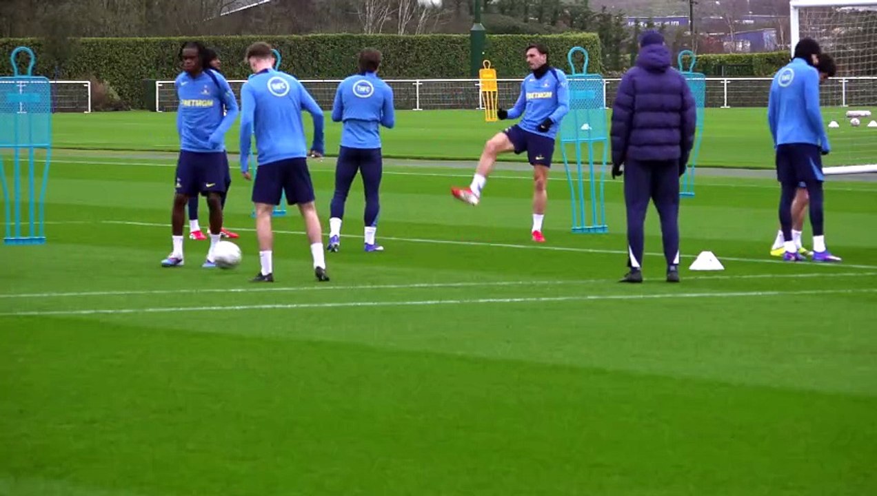 UK: Tottenham train for Eintracht Frankfurt Champions League game