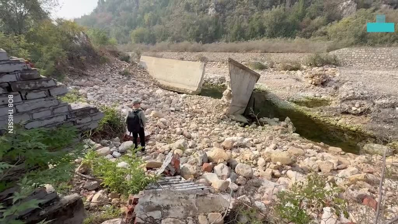 Abandoned Dinosaur Museum Packed With Fossils  Frozen in Time