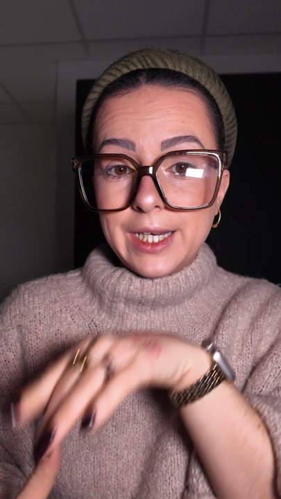 Vous m’avez beaucoup demandé comment je fais mes cils, alors voici le tuto ✨