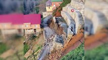 Rize’de istinat duvarı çöktü: 2 ev tedbir amaçlı boşaltıldı