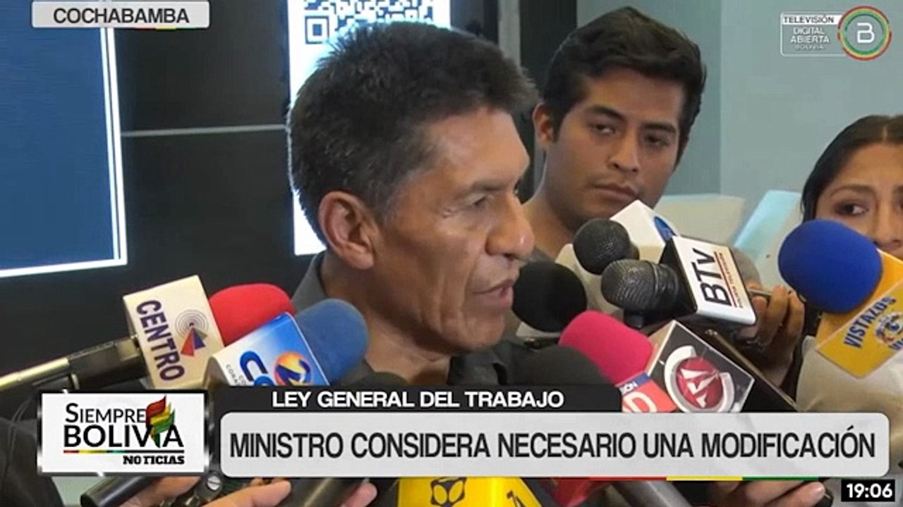 Gobierno analiza modificar a la Ley General del Trabajo