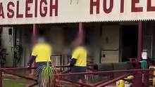 Heavy rain in north Queensland floods heritage pub